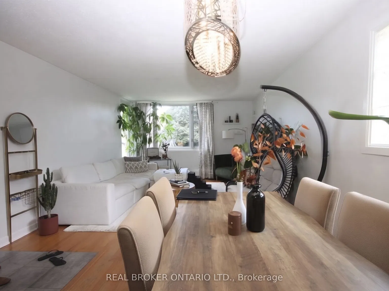 2 bed, $2,500 — Photo 4
