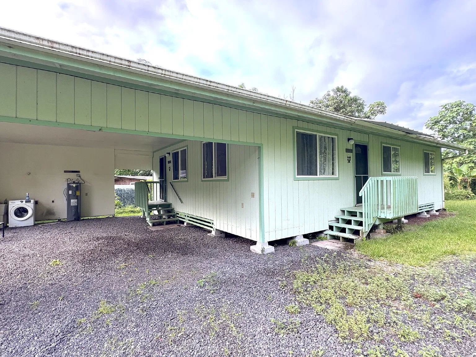 3 bed, 2.0 bath, 1120 sqft, $1,800 — Photo 1