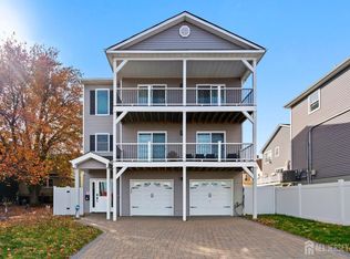 104 N Rosewell Ave, South Amboy, NJ