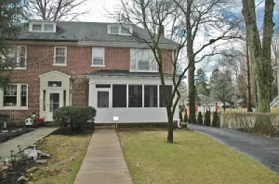 1016 Marietta Ave photo 1
