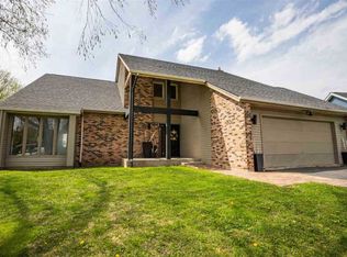 5210 Pepper Dr, Rockford, IL