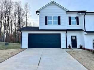 601 Pompano Dr, Greensboro, NC 27410