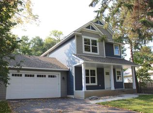 4023 Zane Ave N, Robbinsdale, MN 55422