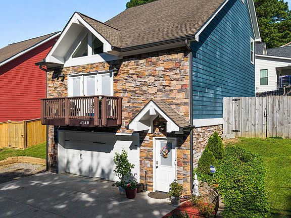 2nd image of 4140 Elm Dr NE