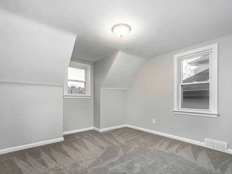 1330 Oakridge St — Photo 20
