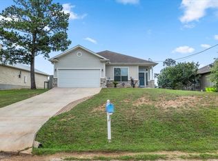 105 Keo Keo Ct, Bastrop, TX 78602