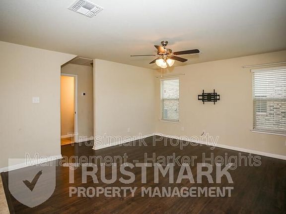 5th image of 3403 Aubree Katherine Dr