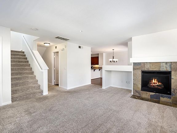 5th image of 3548 Shoreline Bluff Ln