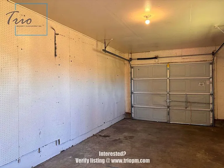 492 Macy St — Photo 13