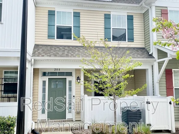 208 Fishers Ct, Hampton, VA 23666