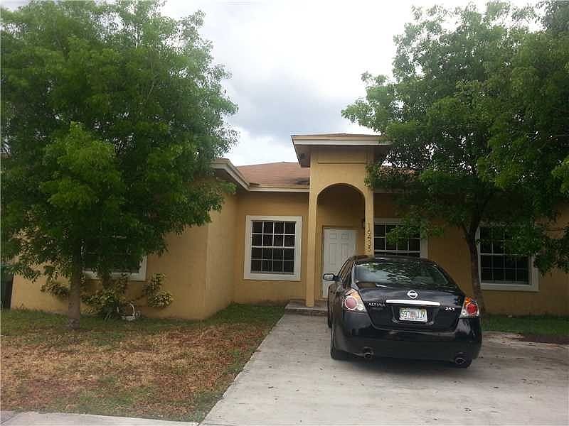 1st image of 16435 NW 42nd Ave