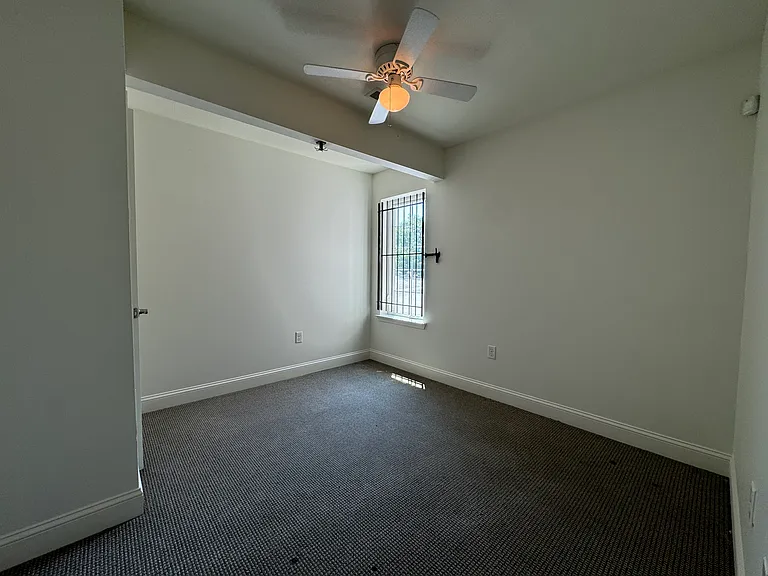 1131 W Nevada St #2 — Photo 20