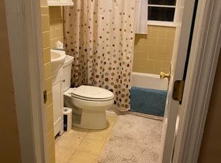 35 Earle St, Milford, CT 06460