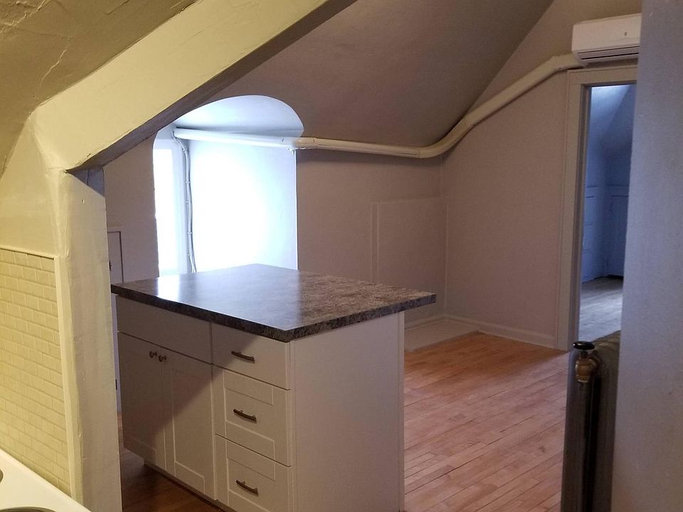 1st image of 686 W Market St #3B