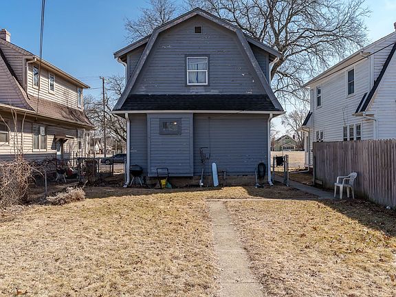 2nd image of 1528 Myott Ave