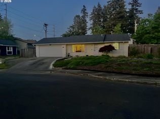 2375 SE Washington Ct, Hillsboro, OR 97123