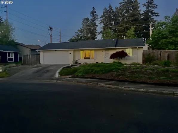 2375 SE Washington Ct, Hillsboro, OR 97123