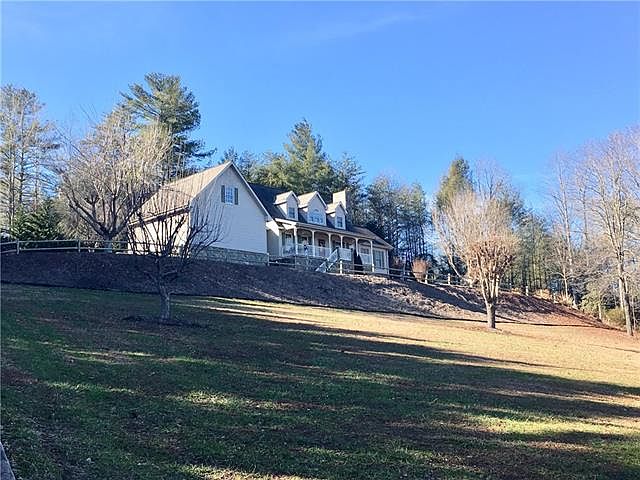 1st image of 4485 Yadkin View Dr