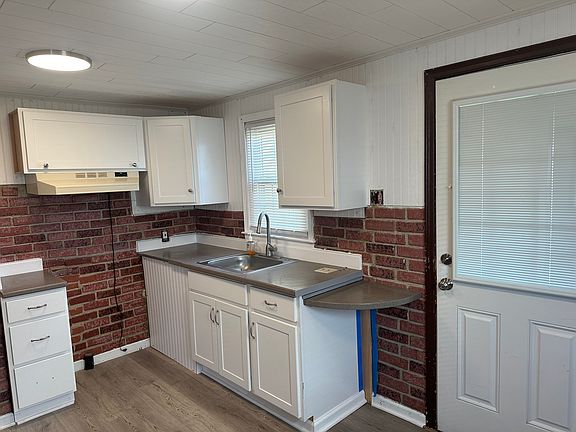 5th image of 656 70th St #2