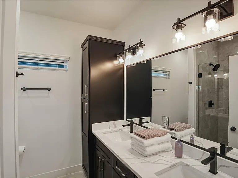 8017 Cora St #B — Photo 20