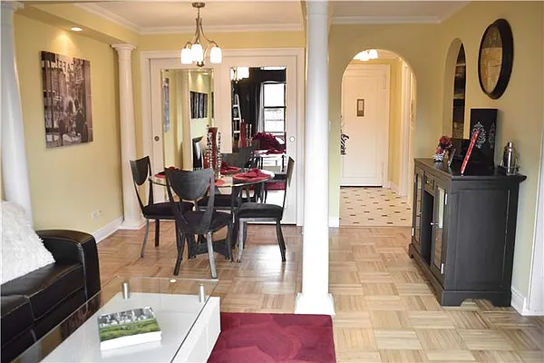 Sold by Maxwell Jacobs | media 12