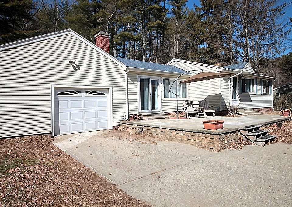 183 Stebbins St, Belchertown, MA 01007 Zillow