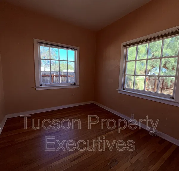 1222 N Olsen Ave — Photo 14
