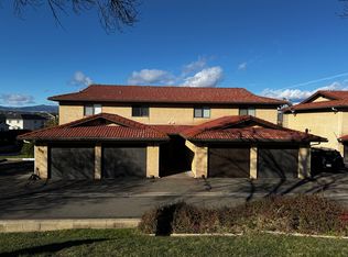 800 Mission Sierra Ct APT B, Redding, CA 96003