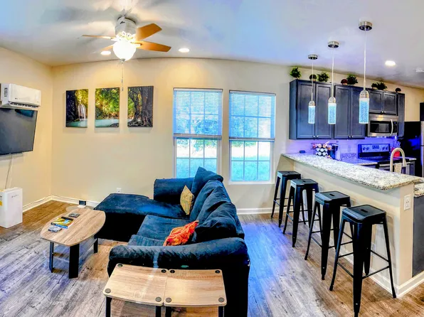 1335 Jewett St #2, San Antonio, TX 78237