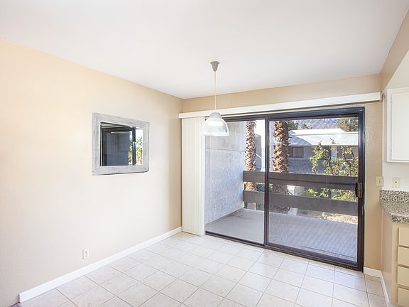 4th image of 5301 E Waverly Dr Unit 218