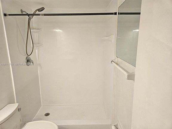 4th image of 7561 NW 16th St APT 2210