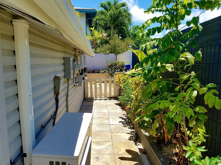 145 Omao St #A — Photo 4