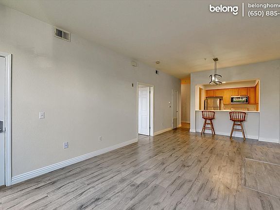 3rd image of 435 N 2nd St Unit 115