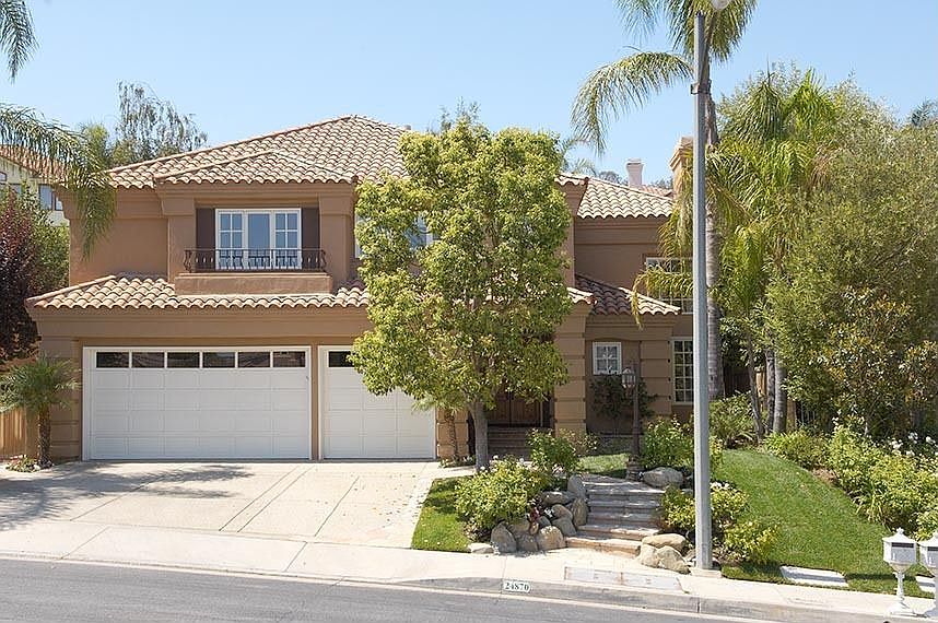 1st image of 24870 Paseo Primario