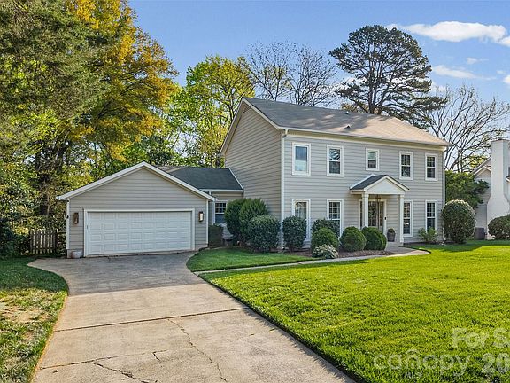 2nd image of 5431 Camilla Dr