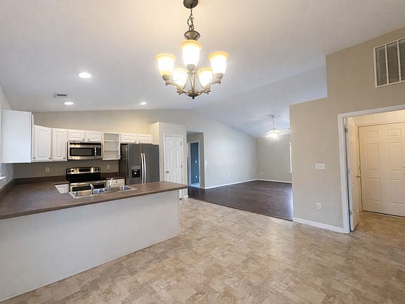4th image of 12 Sunset Mountain Ct