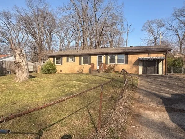 204 Yorktown Rd, Clarksville, TN 37042