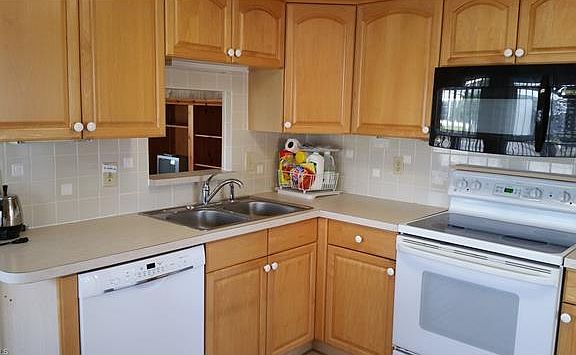 4th image of 4685 Pago Pago Ln