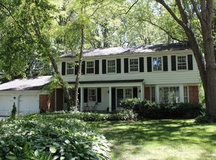 9 Dukes Ln, Lincolnshire, IL