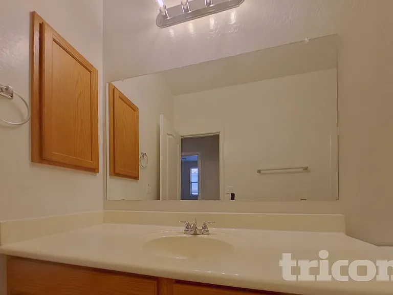 17350 W Woodlands Ave — Photo 13