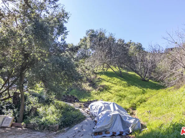 1 Comida Way, Topanga, CA 90290