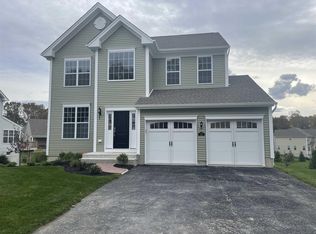 17 Alberts Way #1, Hopewell Junction, NY 12533