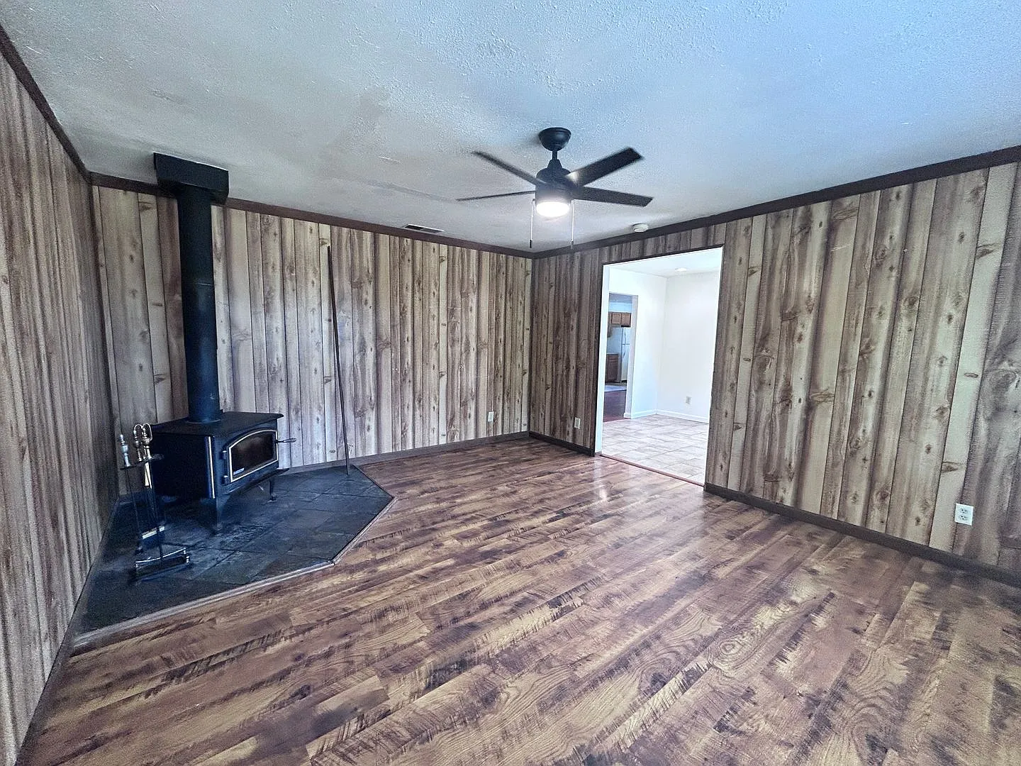 441 Haggin Avenue — Photo 3