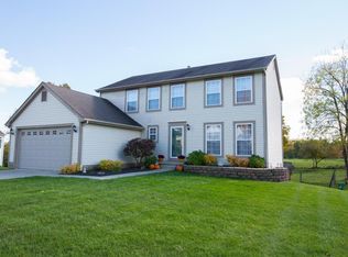 355 Highbanks Valley Ct, Newark, OH