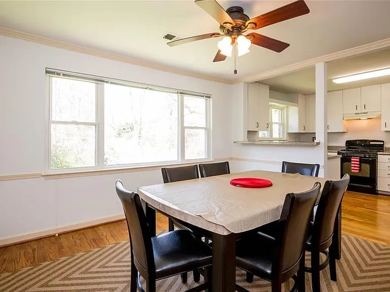 1538 Beech Valley Way NE — Photo 9
