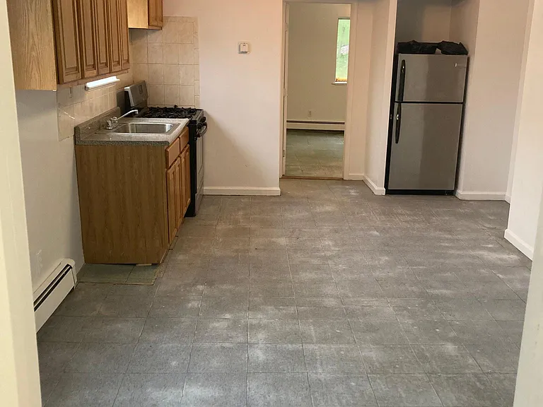 21 Pine St #1 — Photo 1