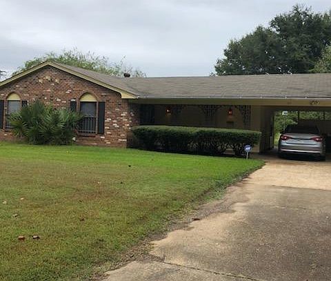 2nd image of 105 Crescent Dr