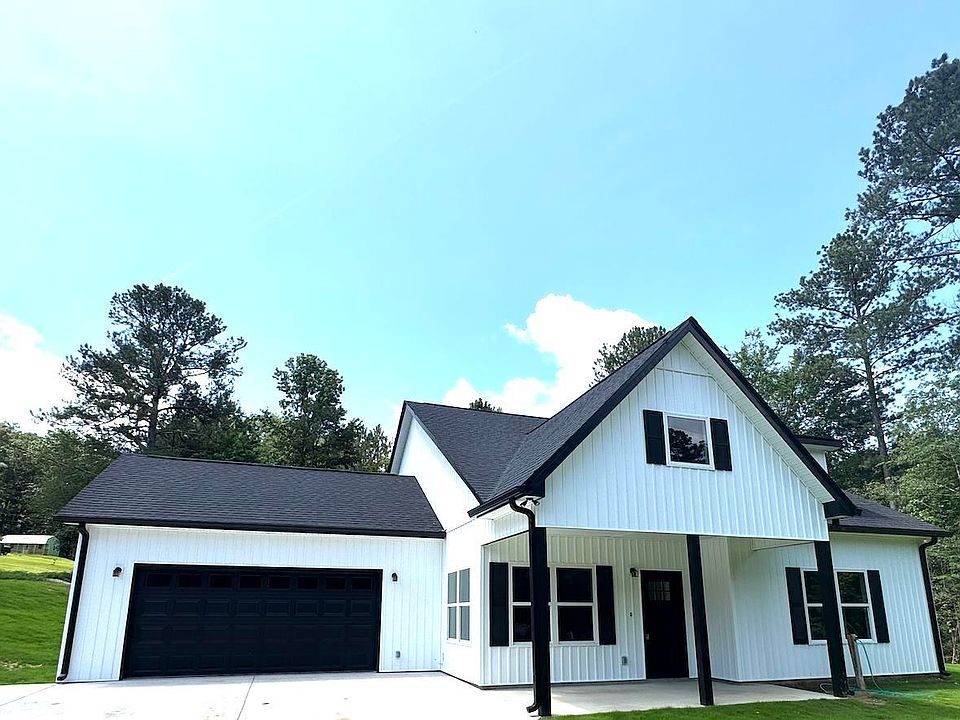 2nd image of 651 Howard Cir