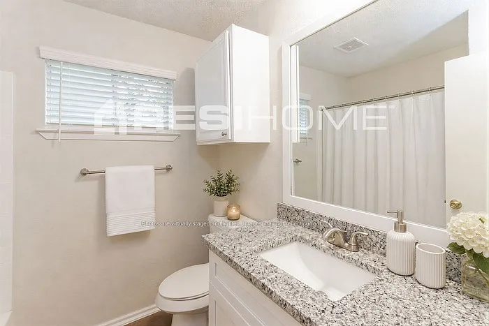 913 Pepperidge Ct — Photo 13