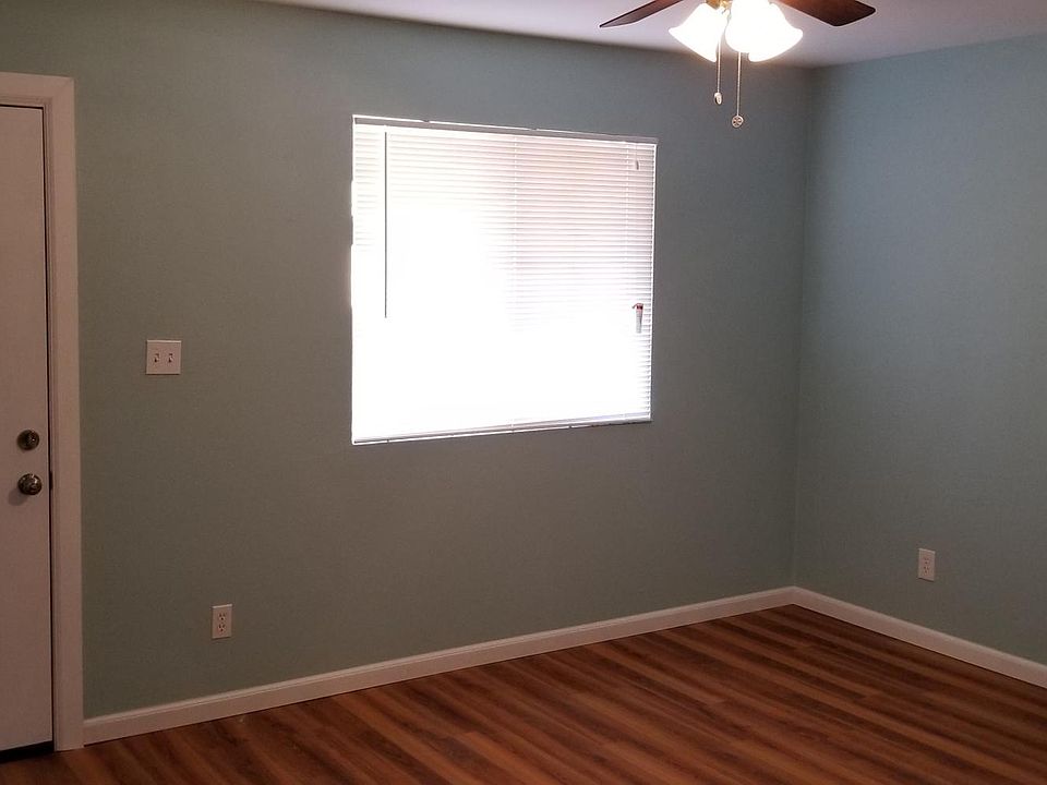 1st image of 2026 E Glenrosa Ave